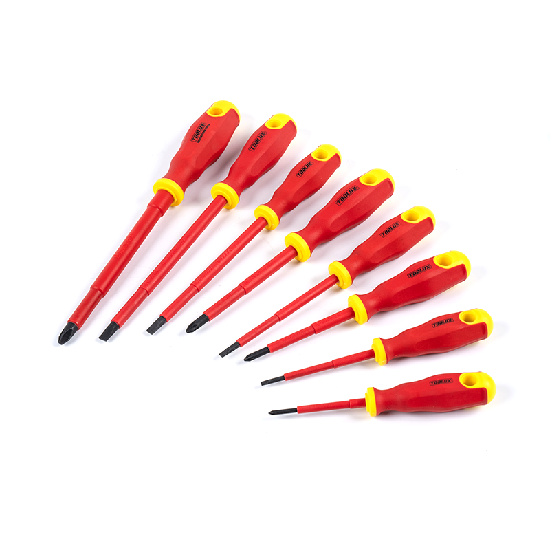 SDZ: 16701 (B) Insulated Screwdriver